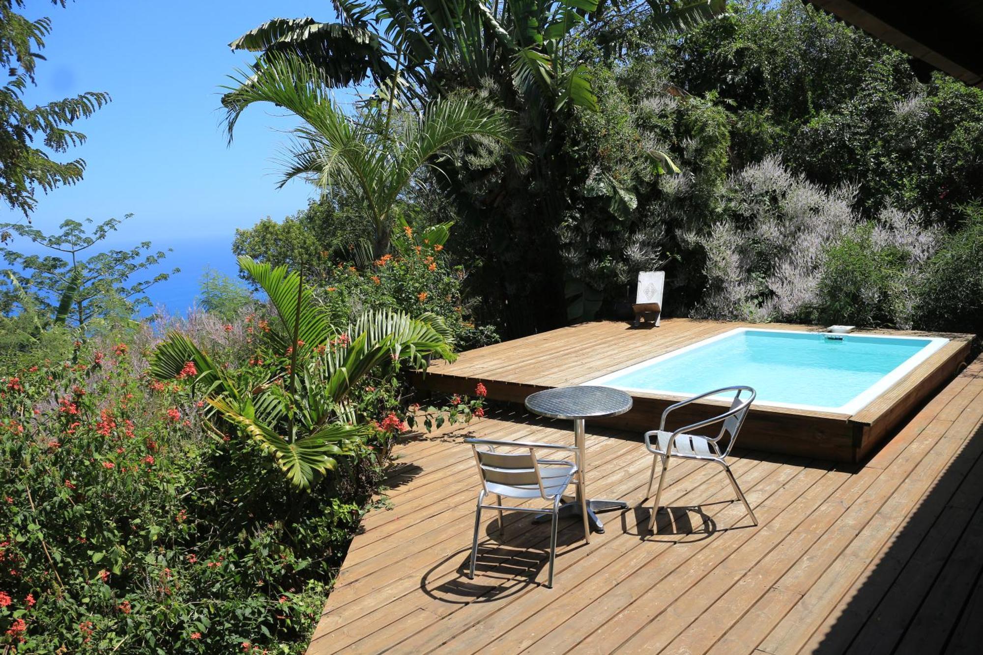 Cottage Chaleureux Avec Vue Mer Et Piscine Saint-Leu Exterior photo